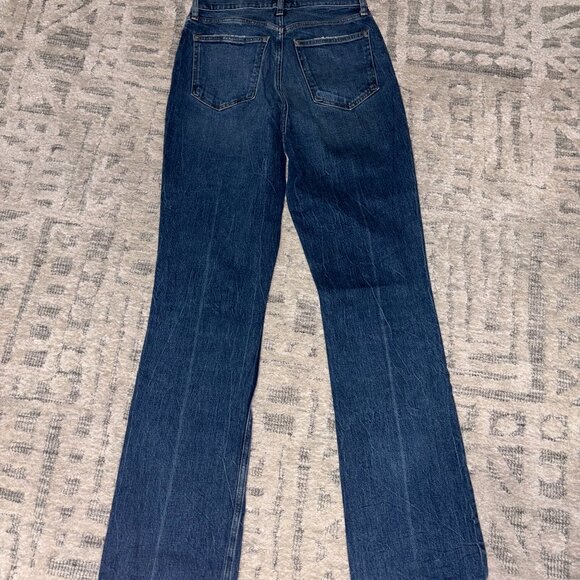 Abercrombie & Fitch Ultra High Rise Vintage Flare Jeans in Dark Wash, Size 29L - Picture 4 of 5